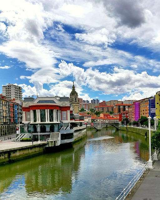 Buzoneo en Bilbao